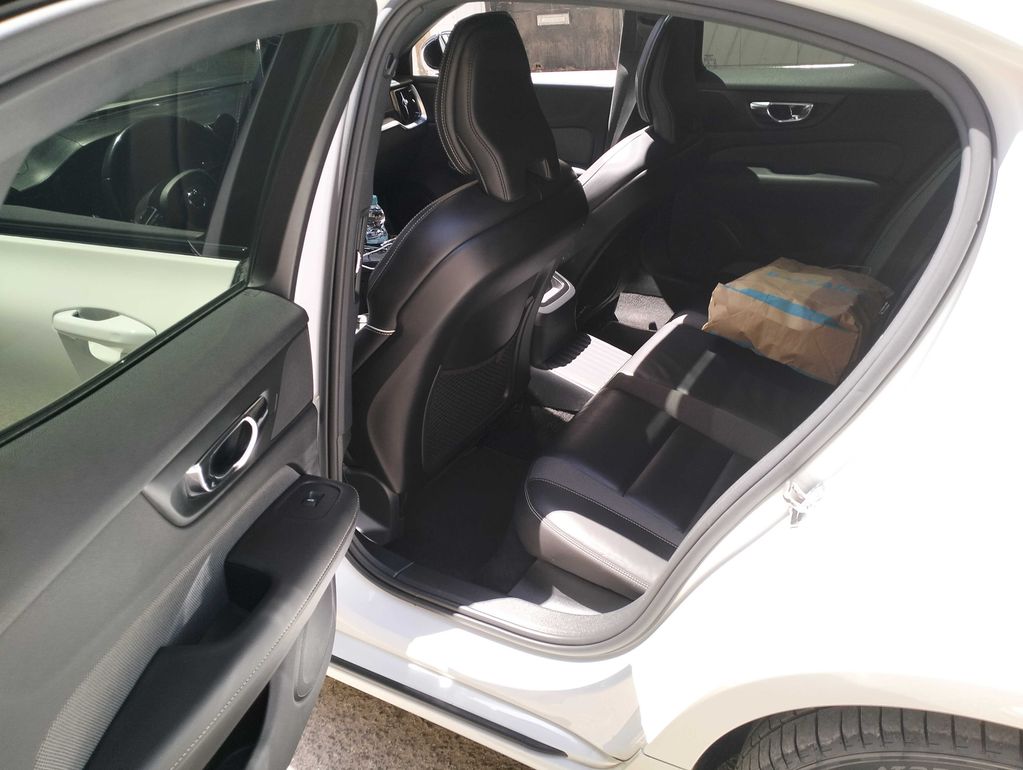 VOLVO S60 2022