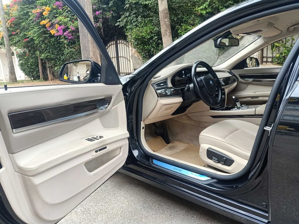 BMW Série 7 2013