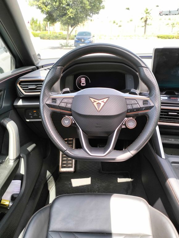 CUPRA LEON 2025