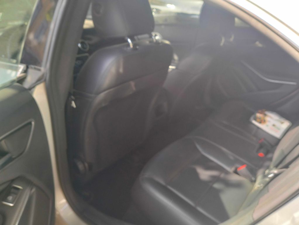 MERCEDES-BENZ CLA 2013