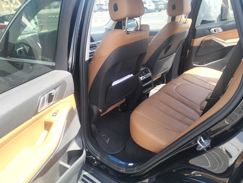 BMW X5 2023