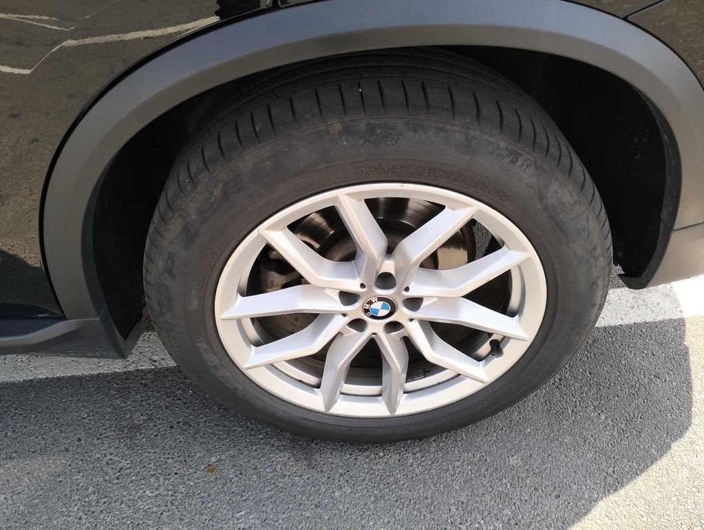 BMW X5 2023