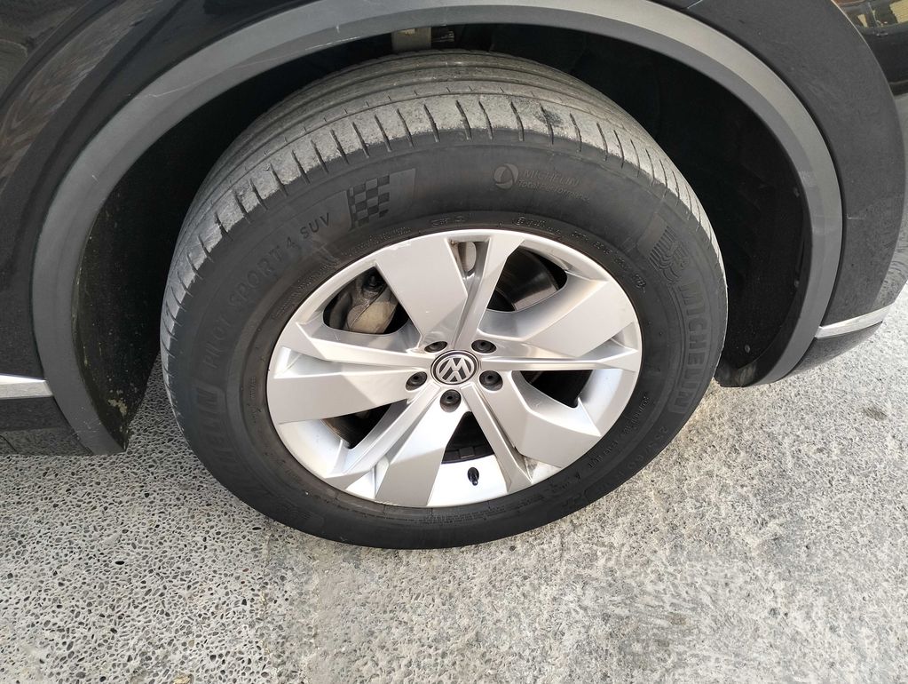 VOLKSWAGEN Touareg 2019