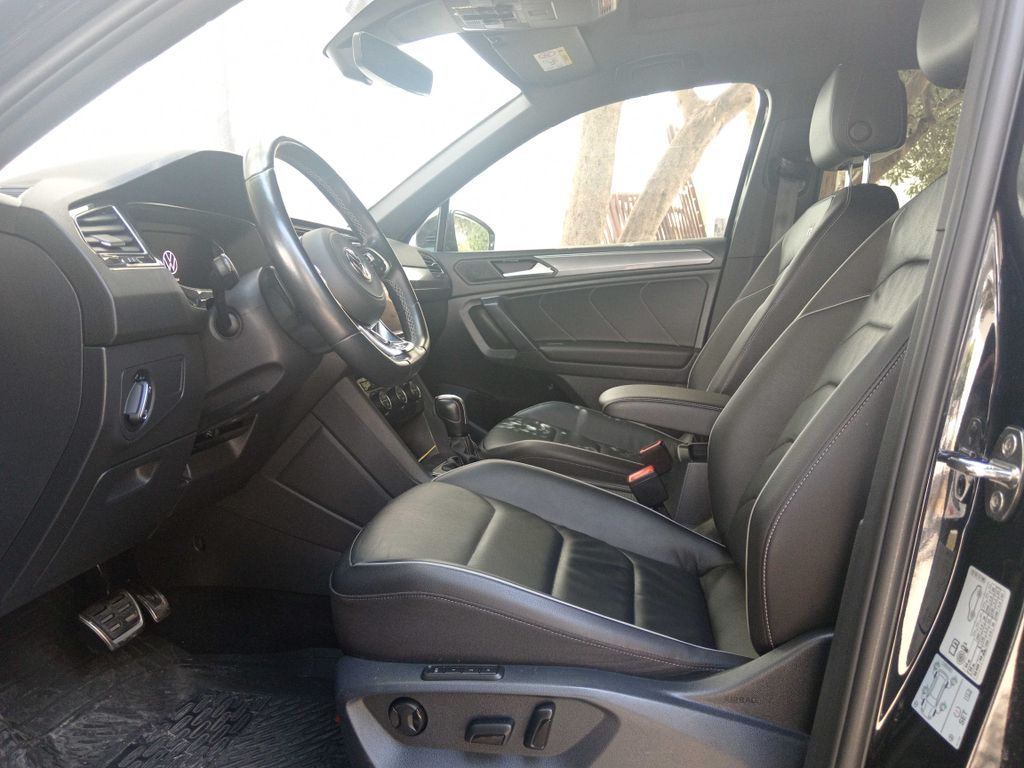 VOLKSWAGEN Tiguan 2021