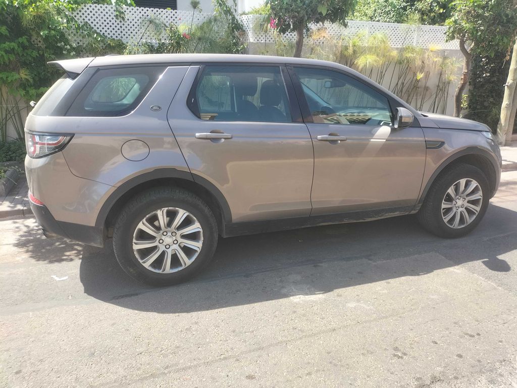 LAND-ROVER Discovery Sport 2015