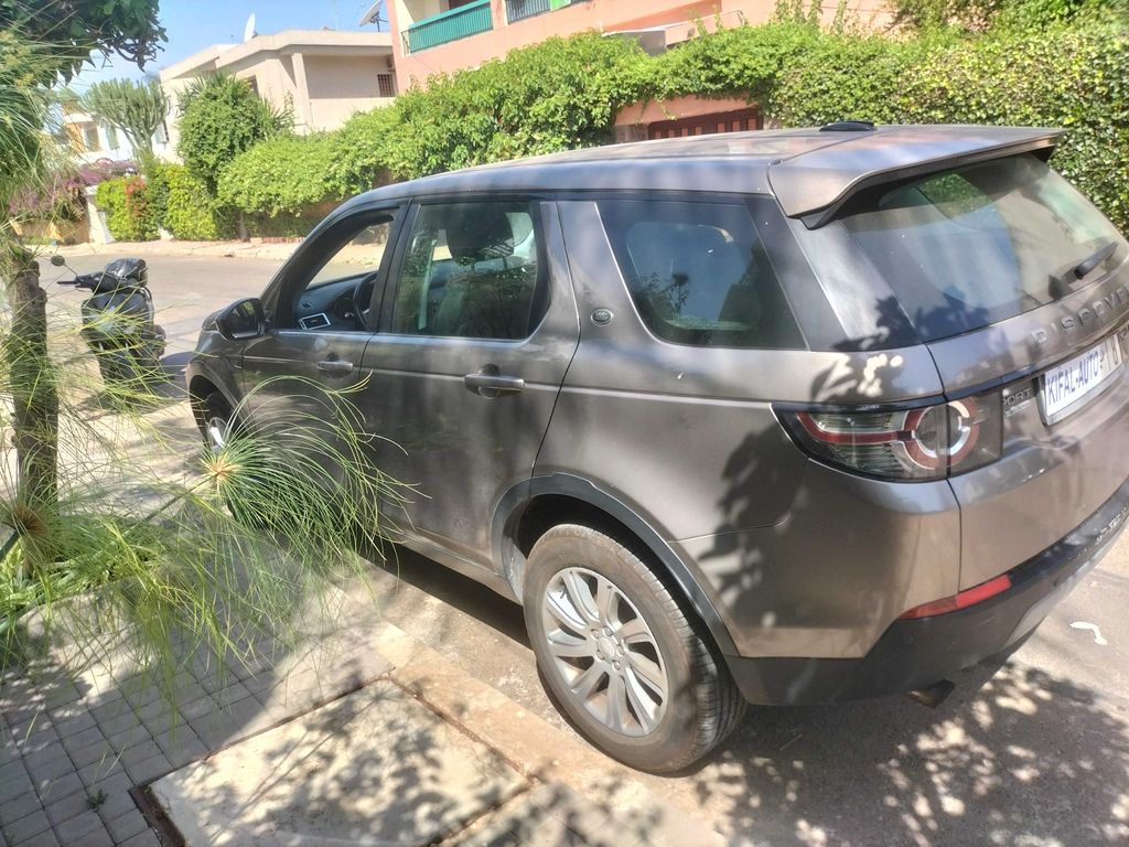 LAND-ROVER Discovery Sport 2015