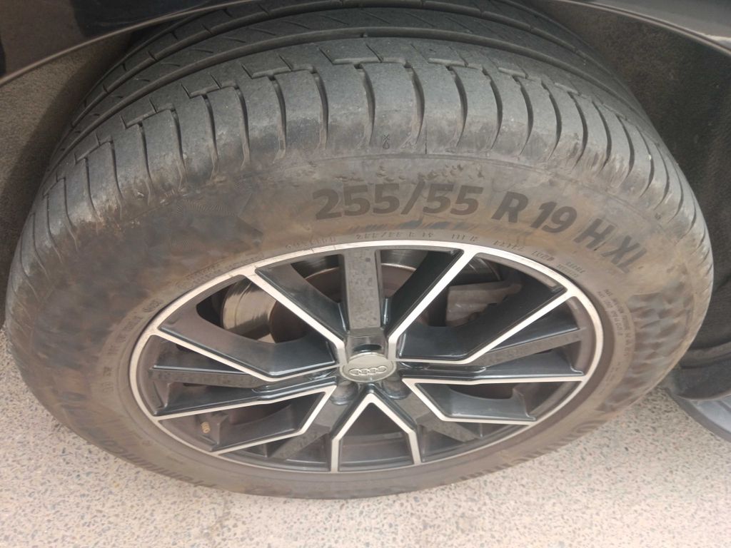 AUDI Q7 2018