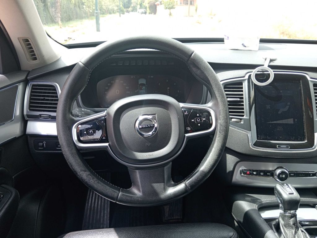 VOLVO XC90 2017