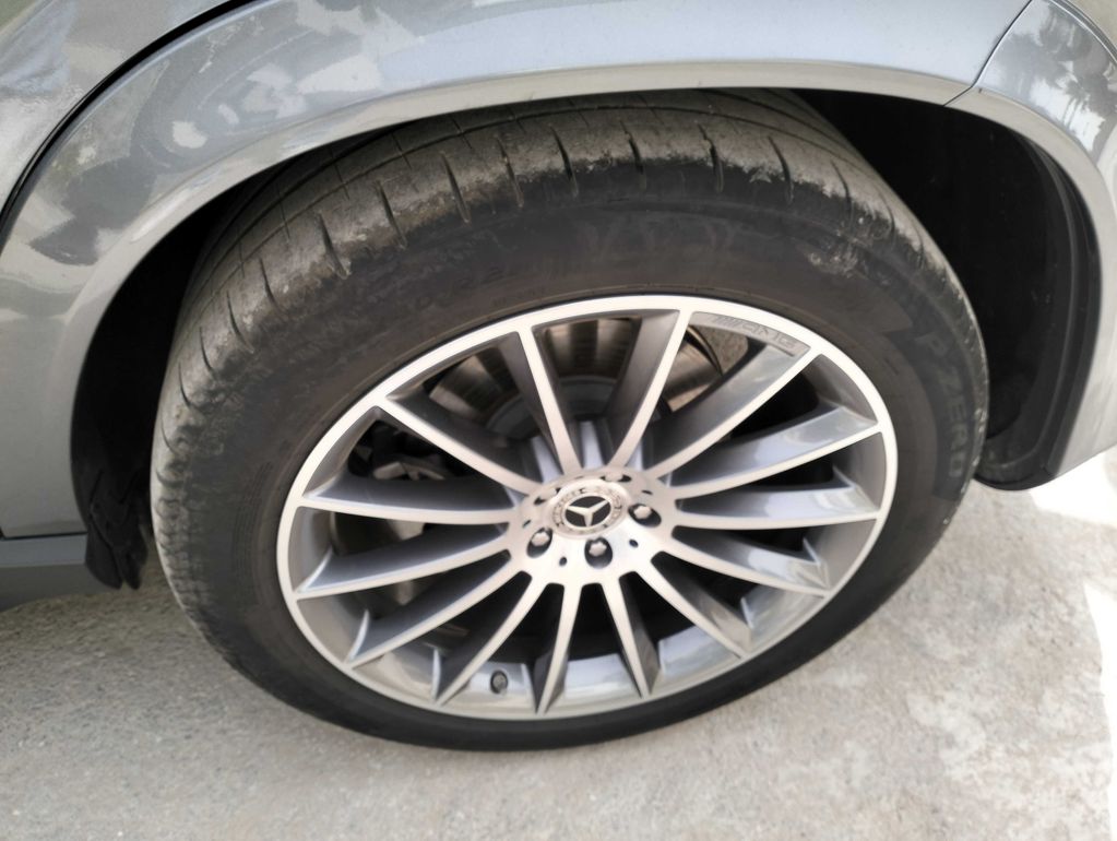 MERCEDES-BENZ GLE 2025