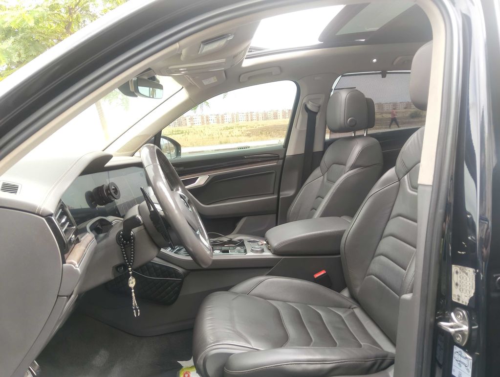 VOLKSWAGEN Touareg 2019