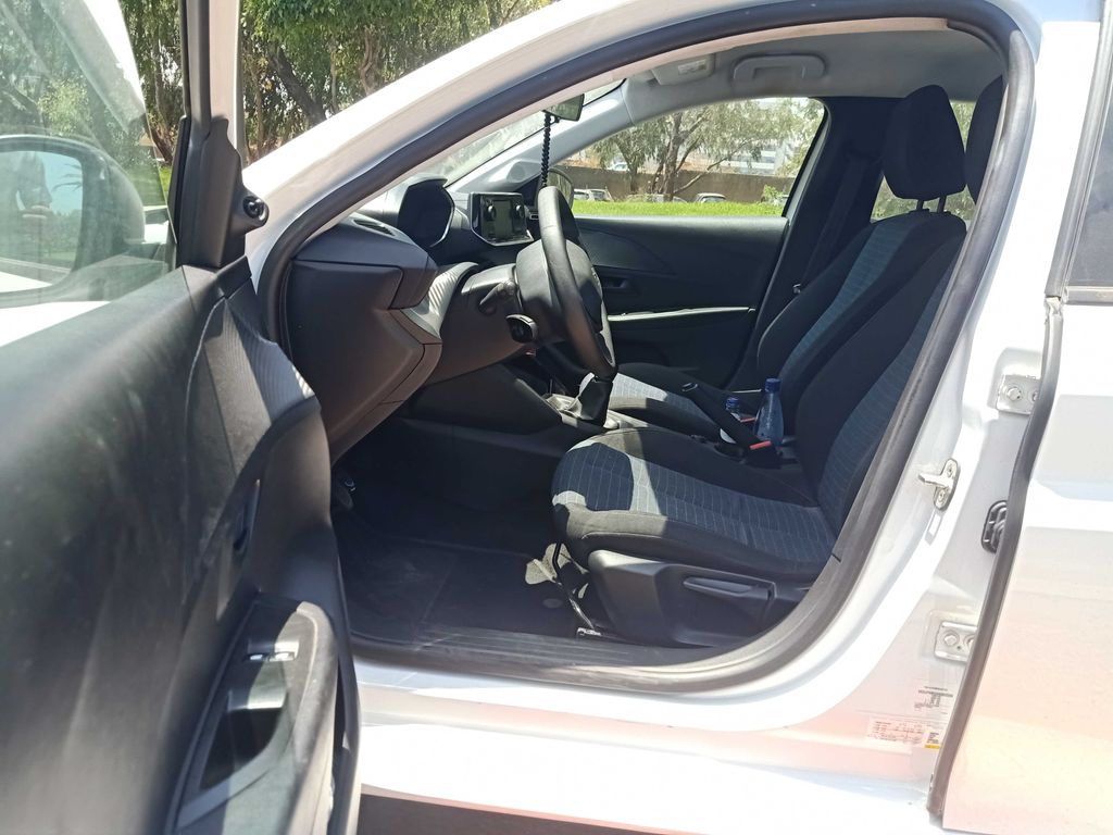 PEUGEOT 208 2022