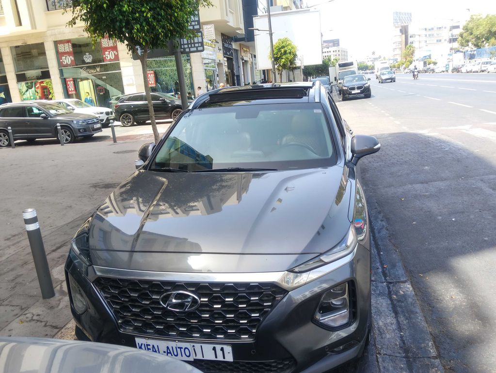 HYUNDAI Grand Santa Fe 2019