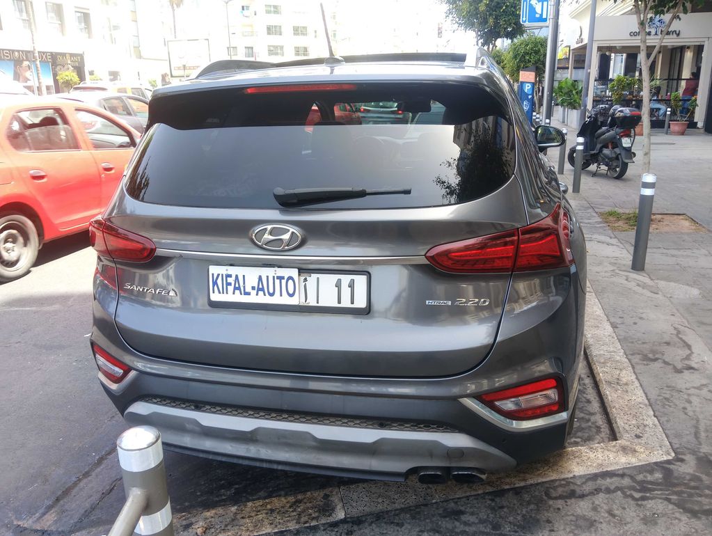 HYUNDAI Grand Santa Fe 2019