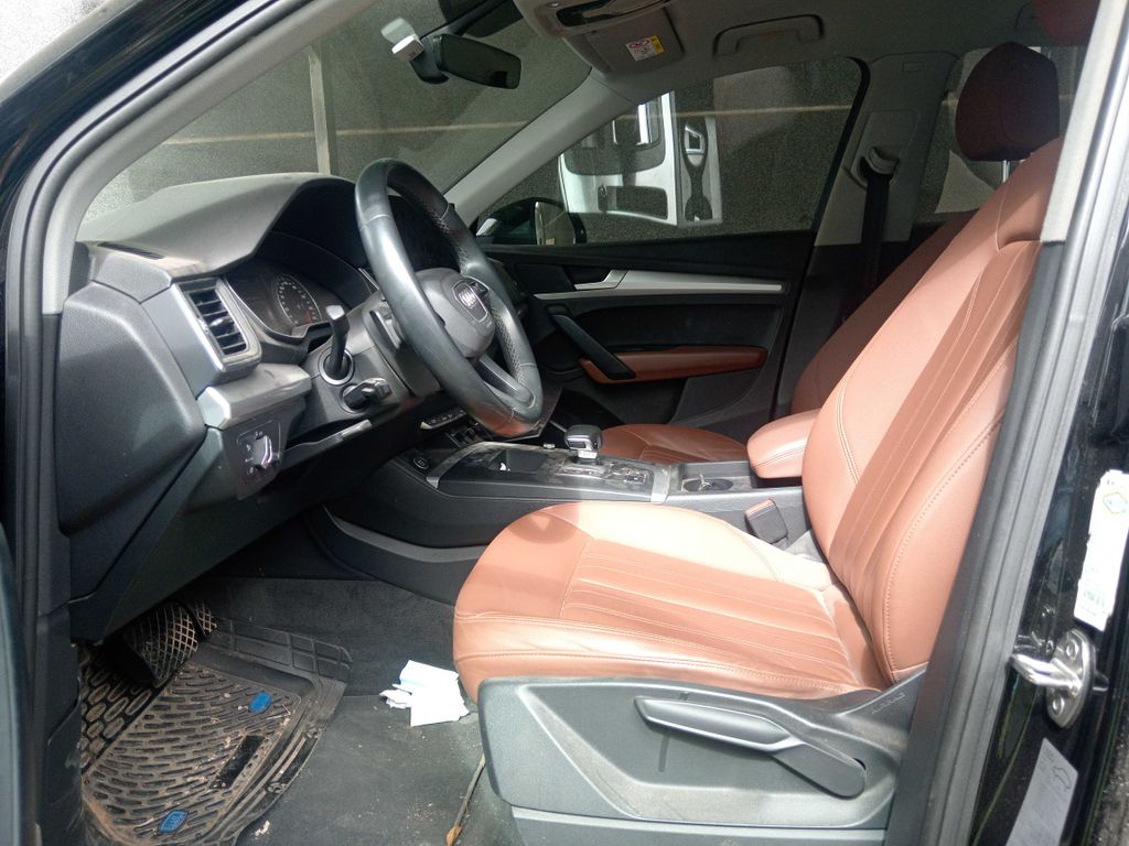 AUDI Q5 2021