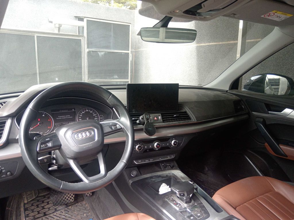 AUDI Q5 2021