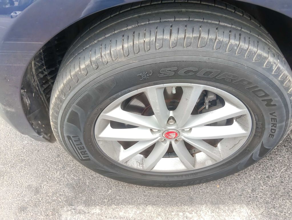 JAGUAR F-Pace 2016