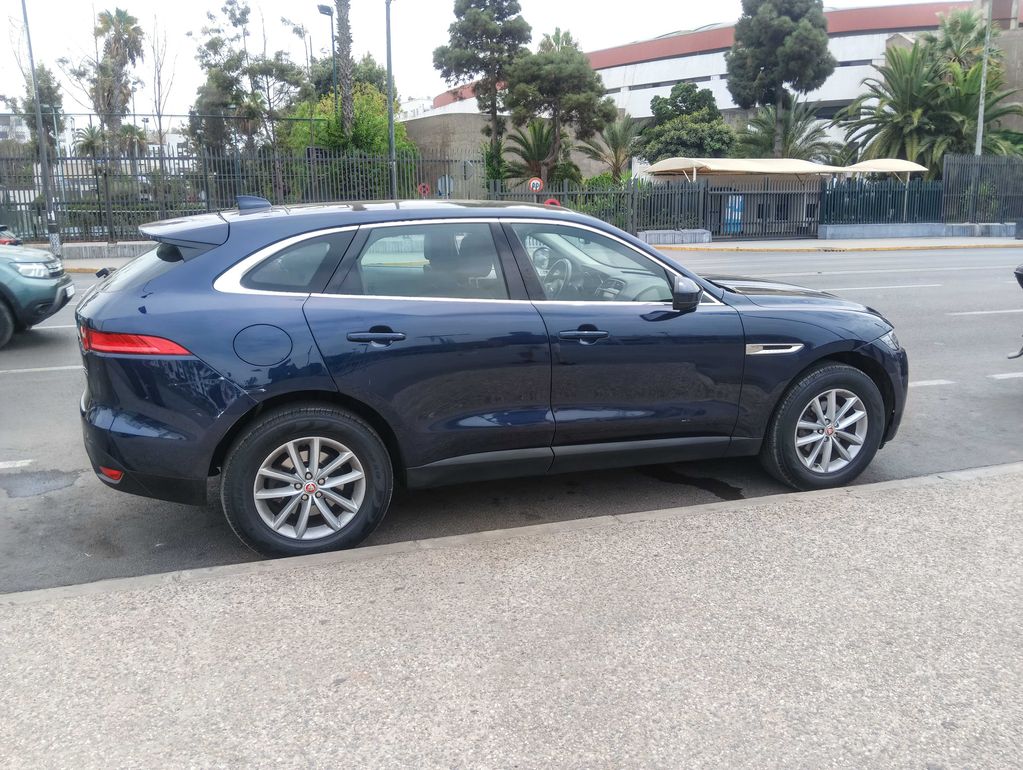 JAGUAR F-Pace 2016