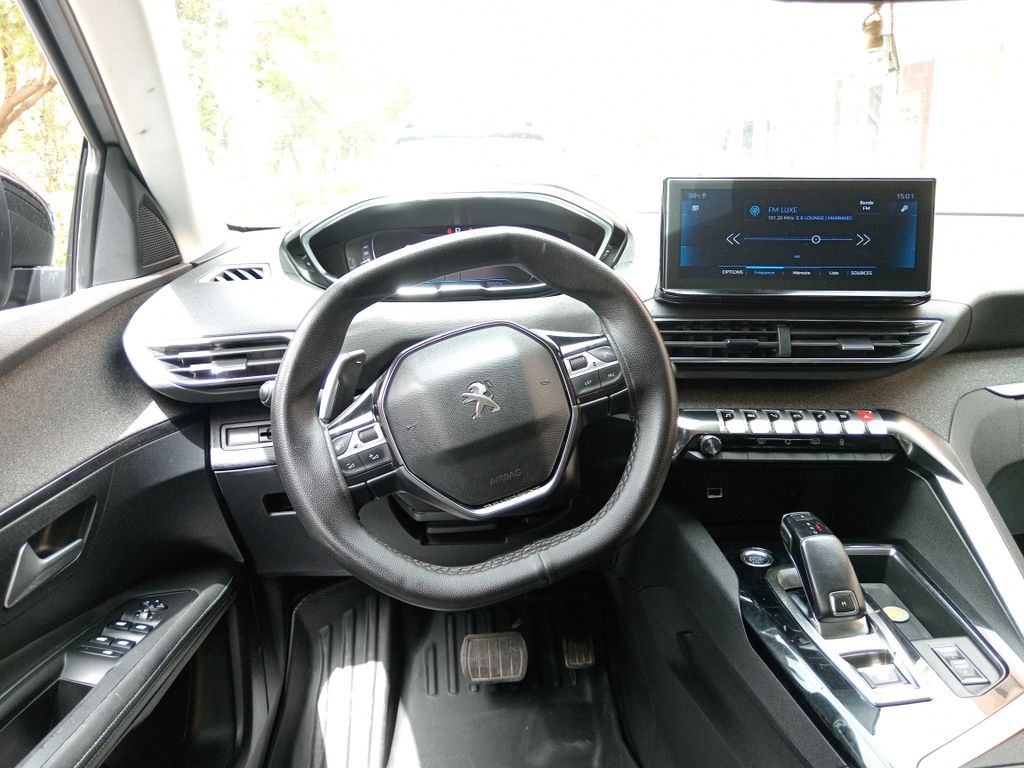 PEUGEOT 3008 2021