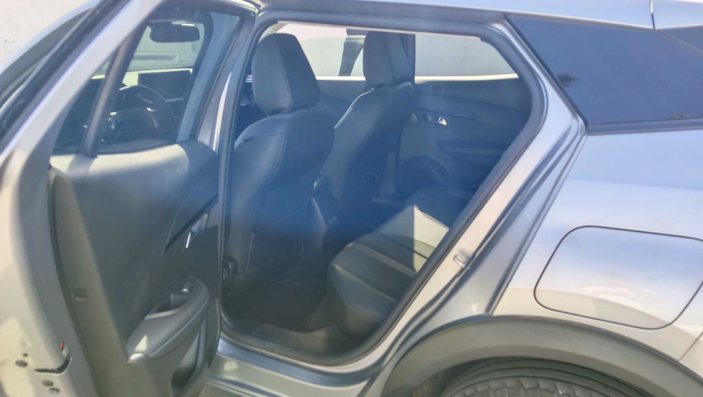 PEUGEOT 2008 2021