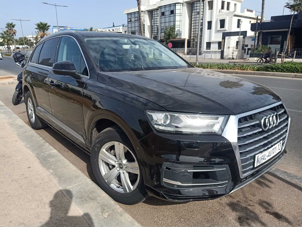 AUDI Q7 2016