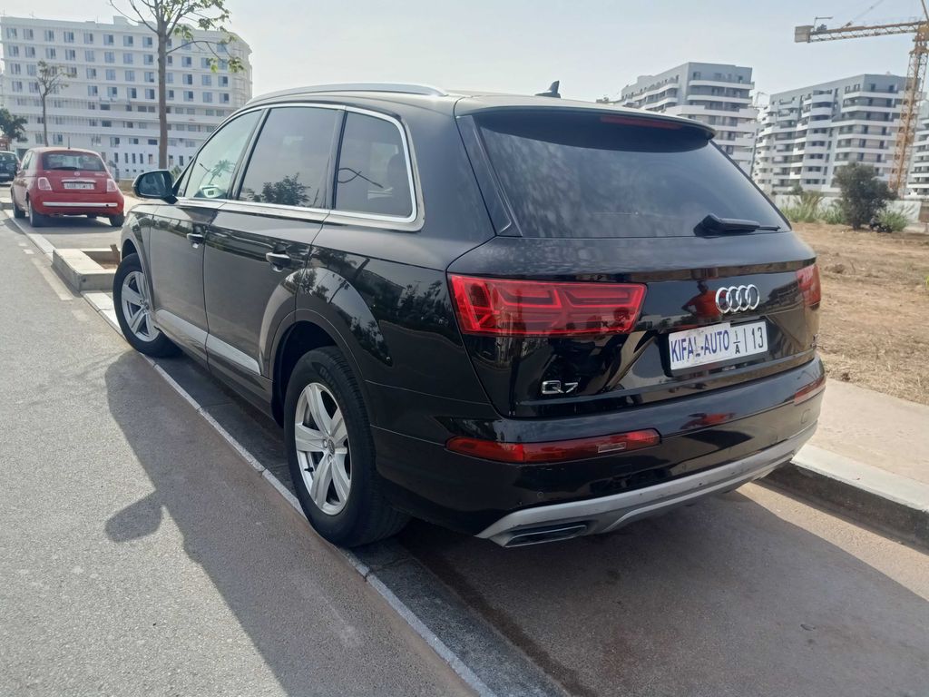 AUDI Q7 2016