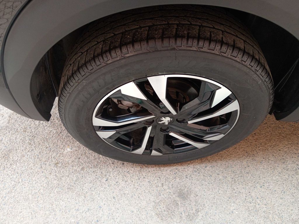 PEUGEOT 2008 2021