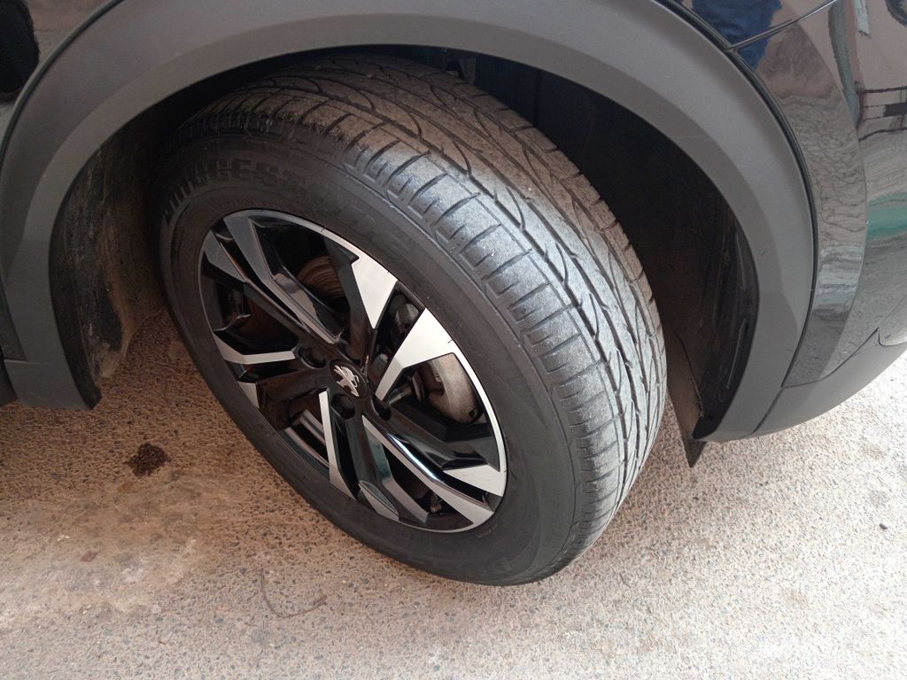 PEUGEOT 2008 2021