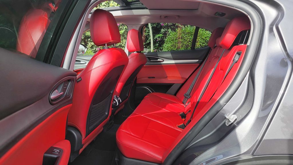 ALFA ROMEO Stelvio 2021