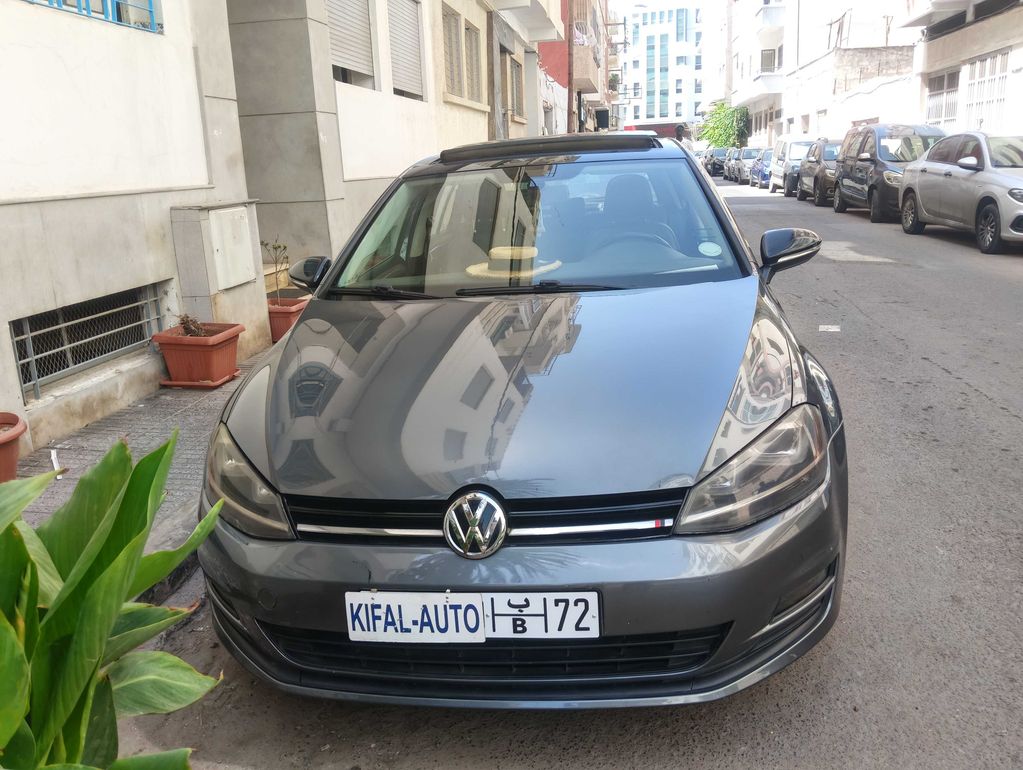 VOLKSWAGEN Golf 2018