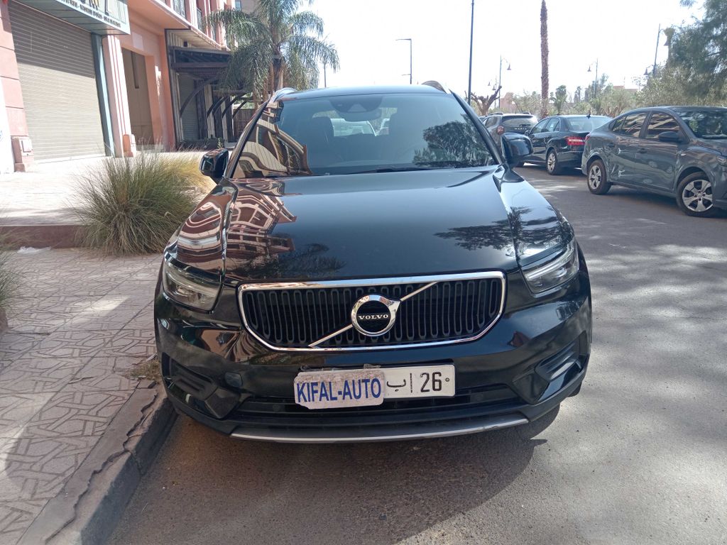VOLVO XC40 2018