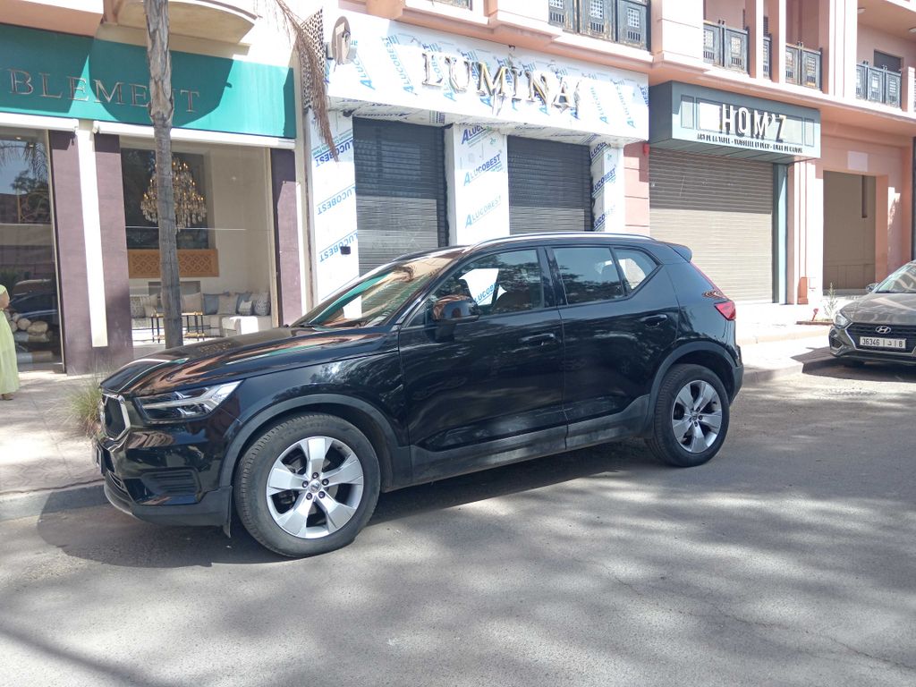 VOLVO XC40 2018