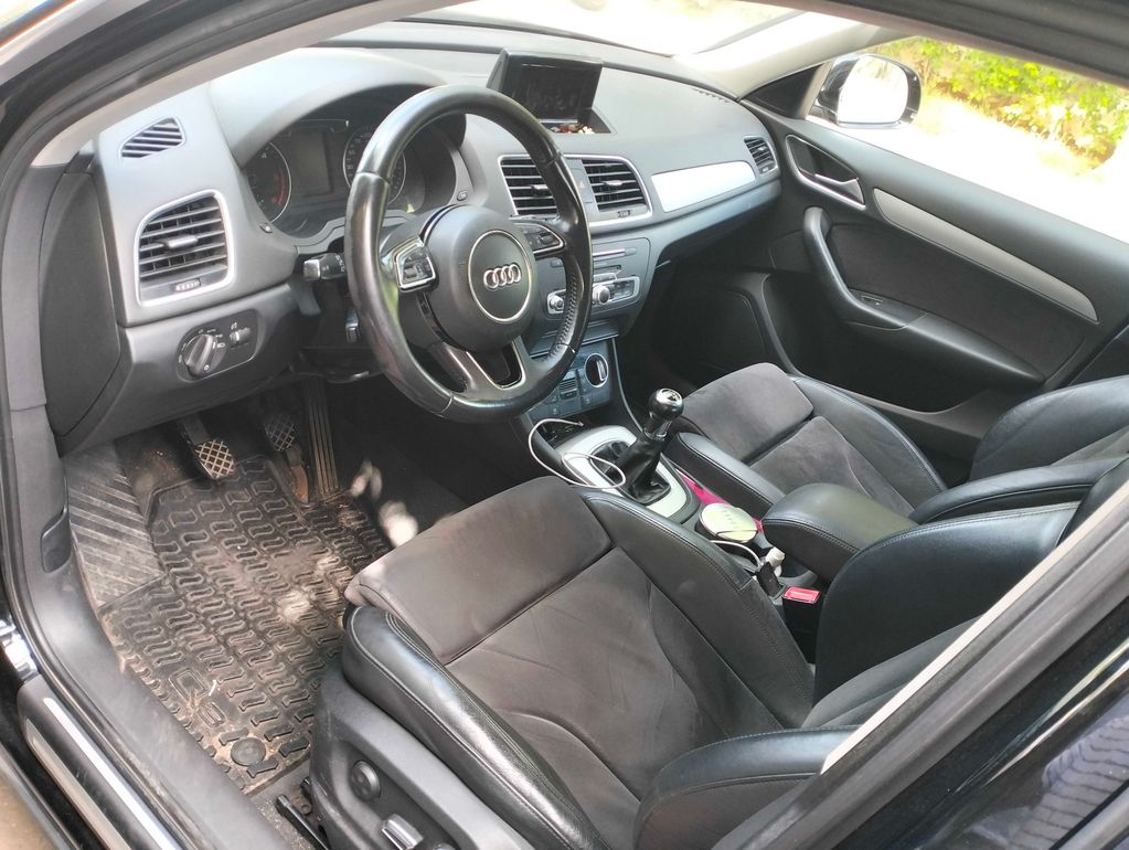 AUDI Q3 2015