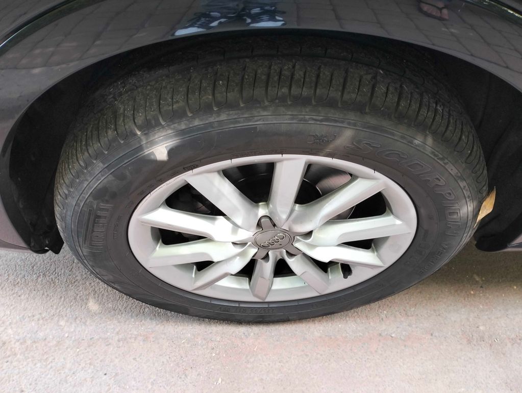 AUDI Q3 2015