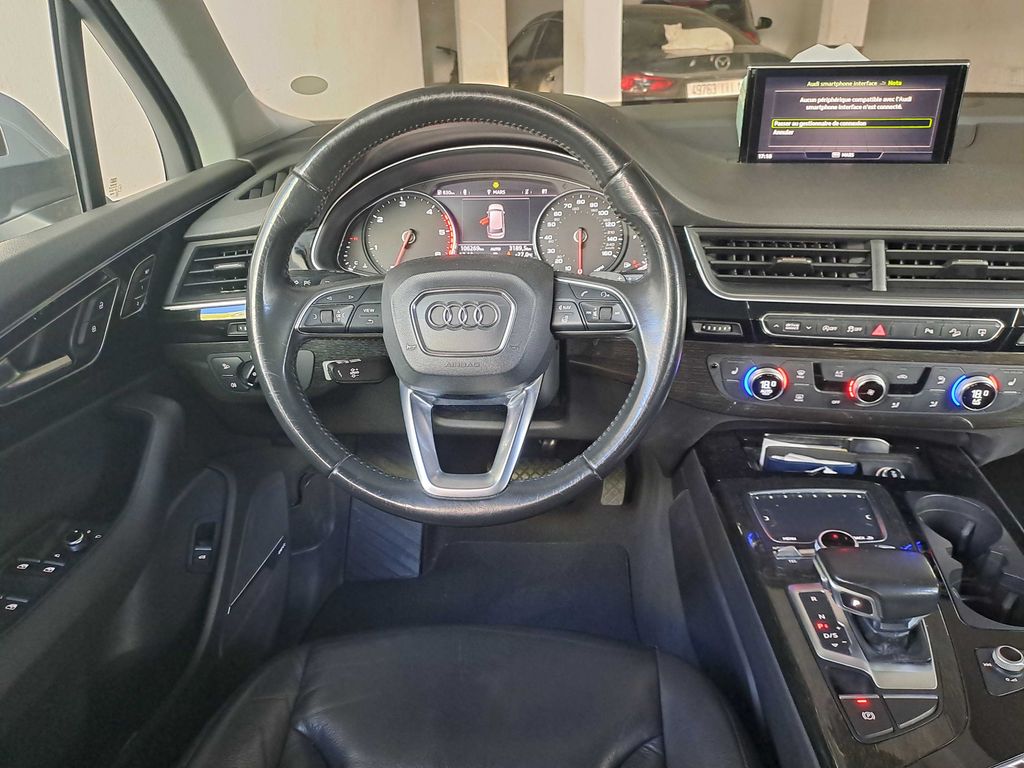 AUDI Q7 2022