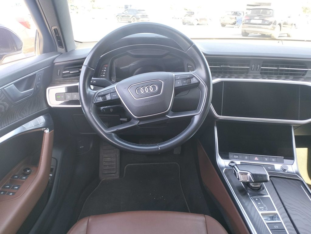 AUDI A6 2021