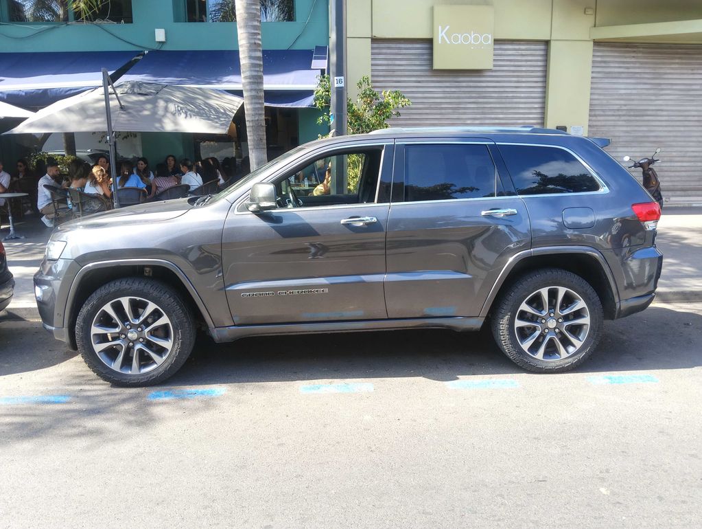 JEEP Grand Cherokee 2021