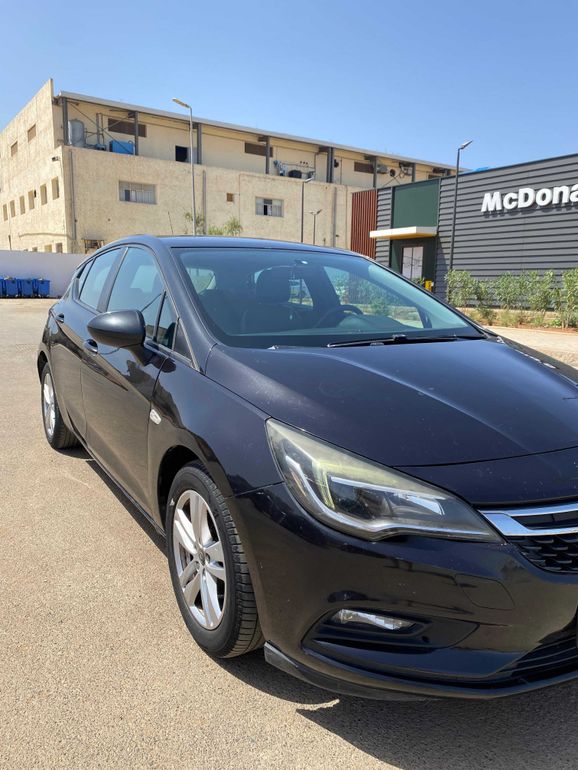 OPEL Astra 2017