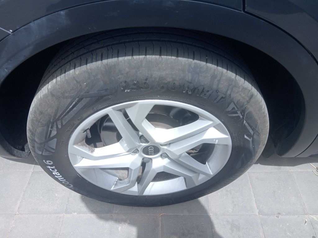 AUDI Q5 2023