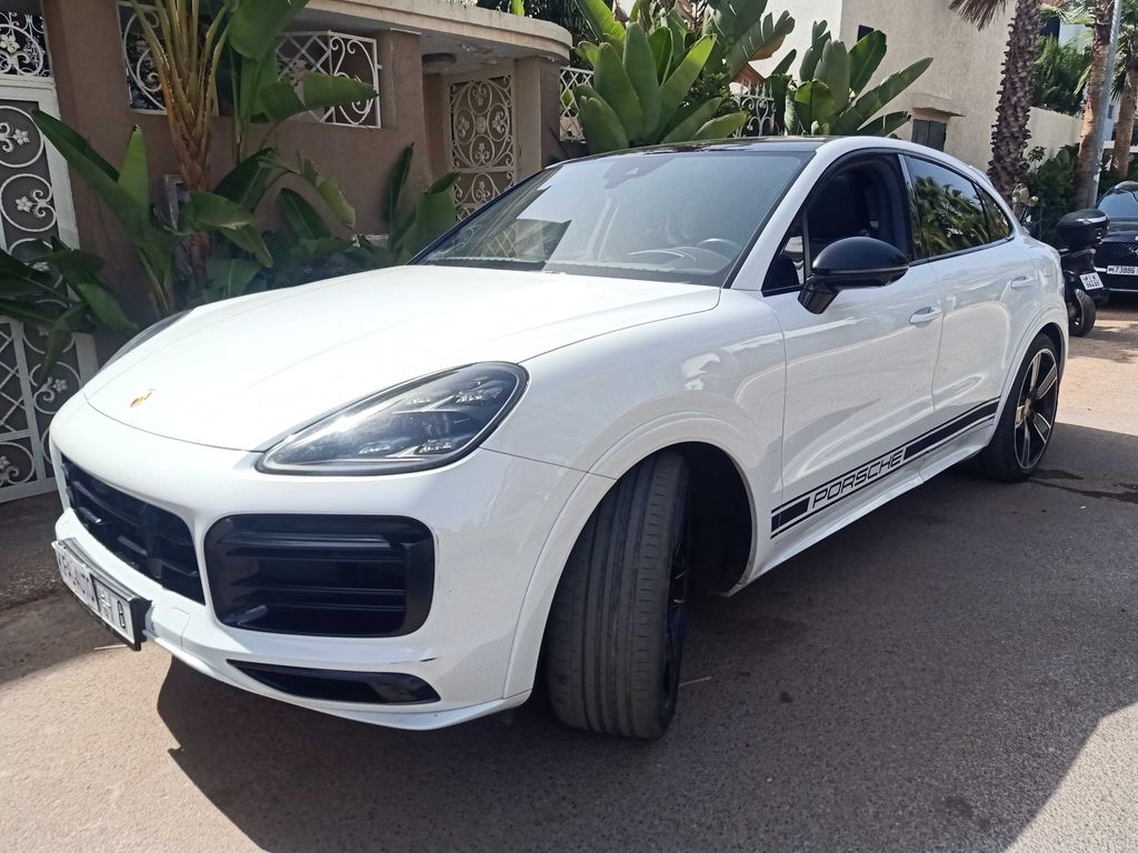 PORSCHE CAYENNE COUPE
