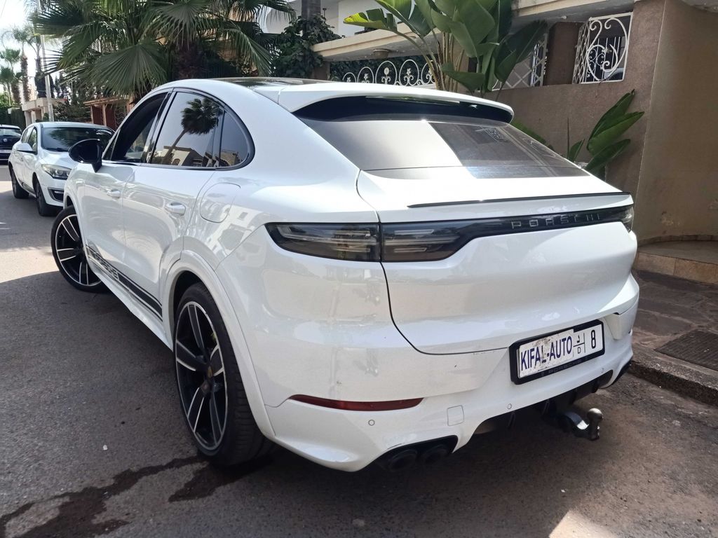PORSCHE CAYENNE COUPE 2020