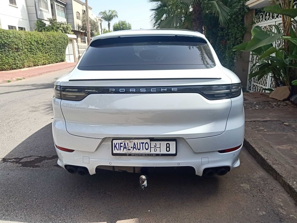 PORSCHE CAYENNE COUPE 2020