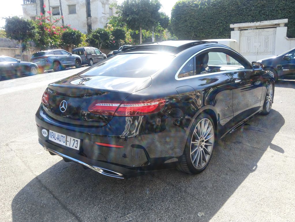 MERCEDES-BENZ Classe E Coupé 2017