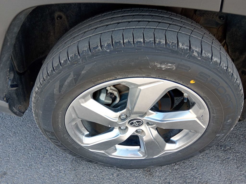TOYOTA RAV4 2022