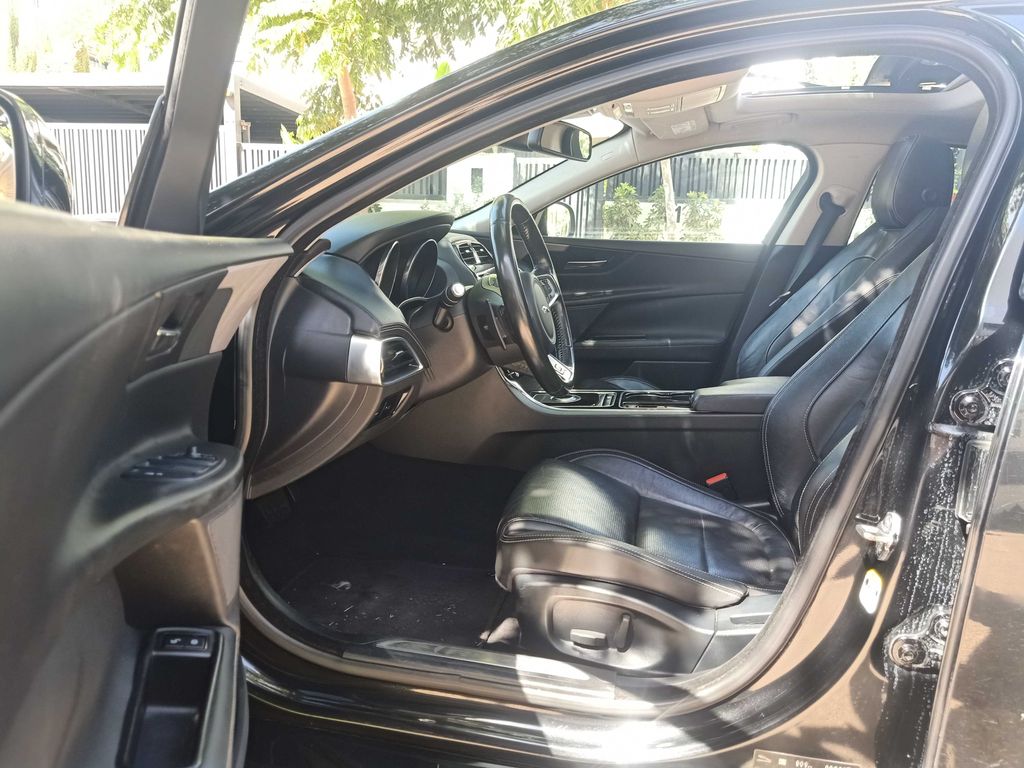 JAGUAR XE 2016