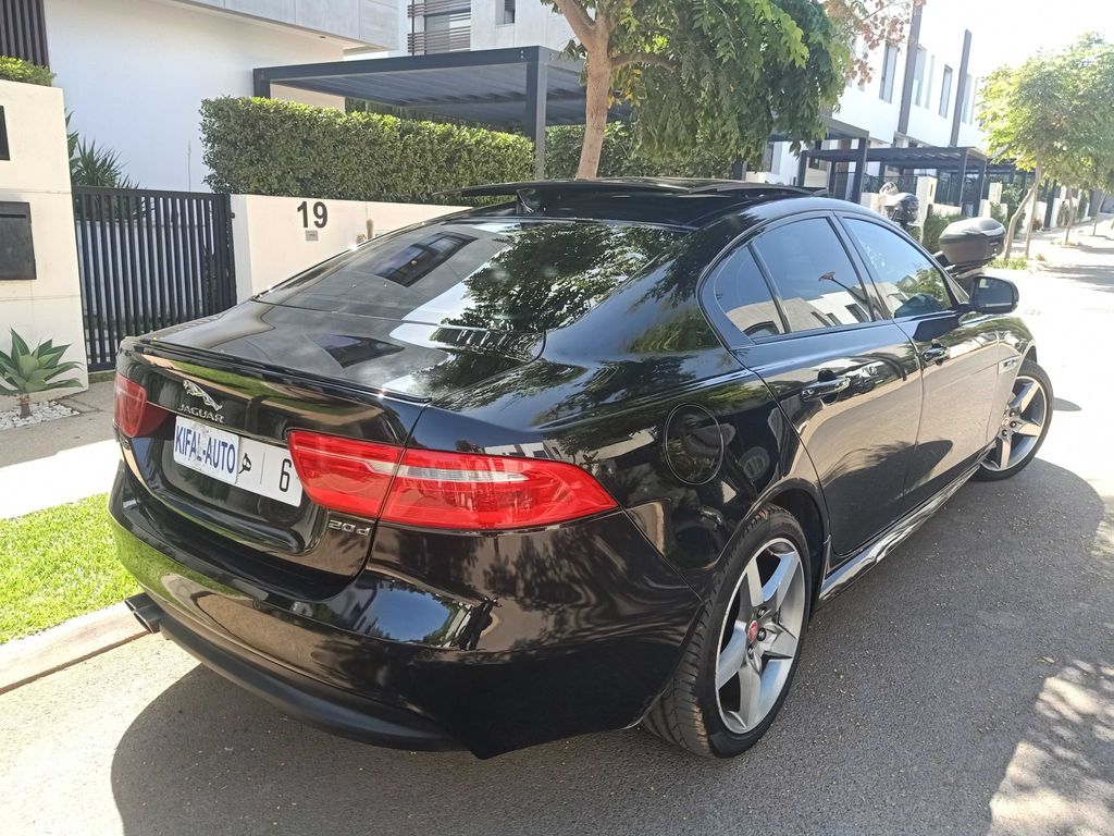 JAGUAR XE 2016