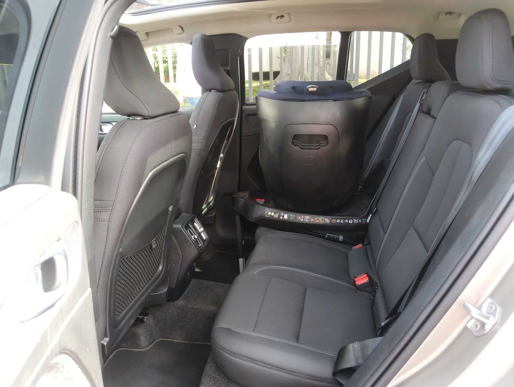 VOLVO XC40 2021