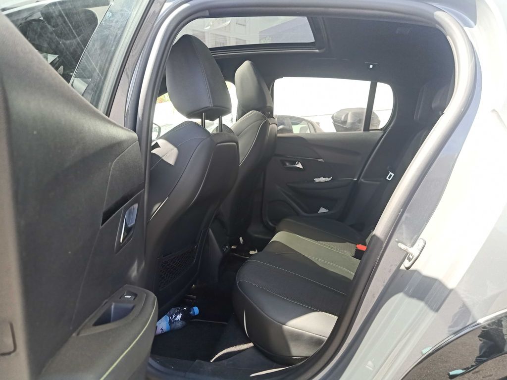 PEUGEOT 208 2025