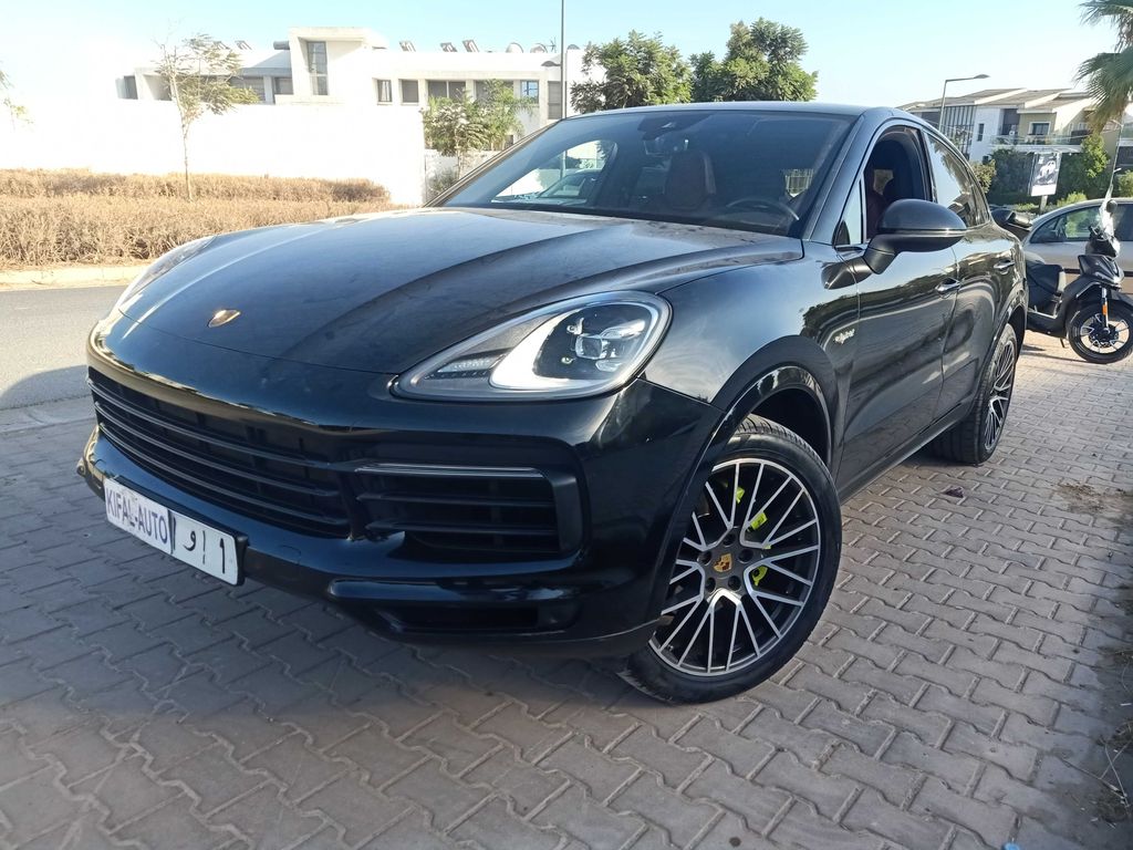 PORSCHE CAYENNE COUPE