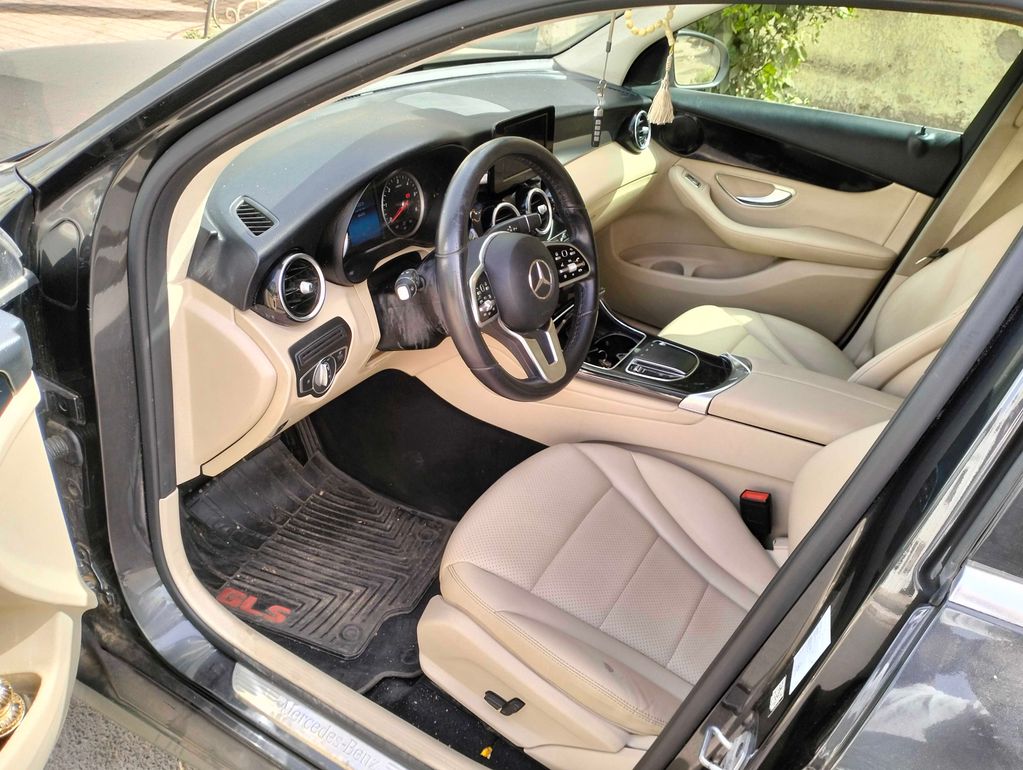 MERCEDES-BENZ GLC 2021