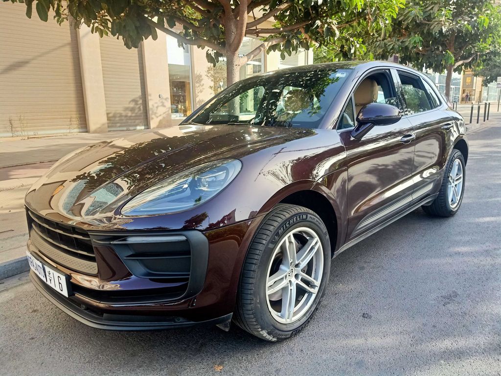 PORSCHE Macan